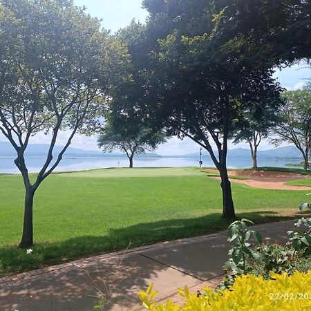 Pecanwood Estate Signature Hole In Hartbeespoort Exterior foto